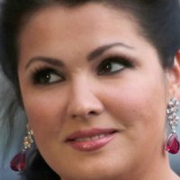 Anna Netrebko Çıplak