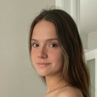 AnnaAnna Çıplak