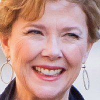 Annette Bening Çıplak