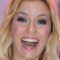 Annica Hansen Çıplak