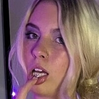 Annie Angel Çıplak