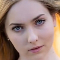 Antonia Schreiter Çıplak