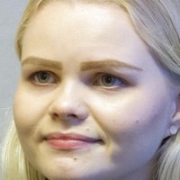 Anu Pekkarinen Çıplak