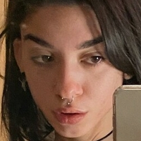 April Stoned Çıplak
