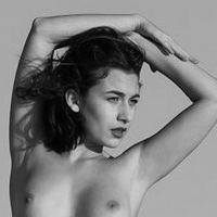 aramacamelia Çıplak