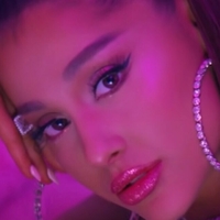 Ariana Grandes Çıplak