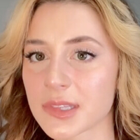 Ariane Kolet Çıplak