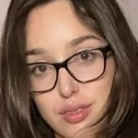 Arya Bella Çıplak