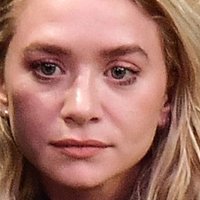 Ashley Olsen Çıplak