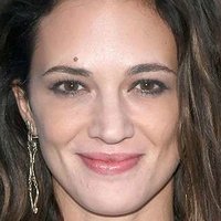 Asia Argento Çıplak