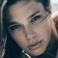 Aspen Maye Çıplak