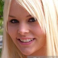 Athena Lundberg Çıplak