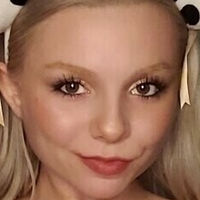 Averi Roselyn Çıplak