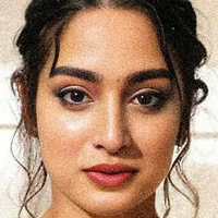Ayesha Khan Çıplak