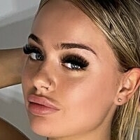 Bad Barbie Çıplak