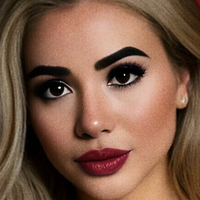 Barbara Hozova Çıplak