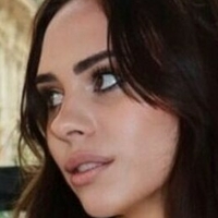 Beatrice Dumbrava Çıplak