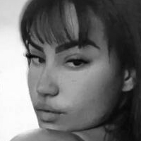 Beatriz Suppi Çıplak