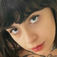 Becca Razzo Çıplak