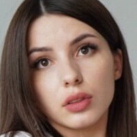Bee.elina Çıplak