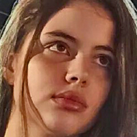 Bela Liah Çıplak
