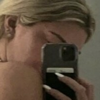 Bella Renaldi Çıplak
