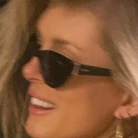 Bella White Çıplak
