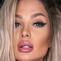 bellahotxx Çıplak