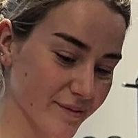 Bente van Stiphout Çıplak