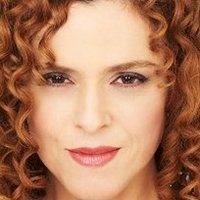 Bernadette Peters Çıplak