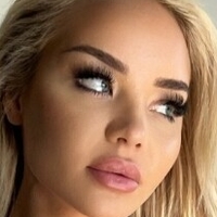 Bettinna Çıplak