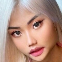 blondasian Çıplak