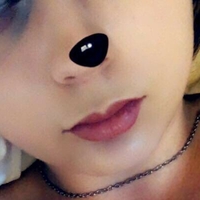 Blueeyedboo13 Çıplak