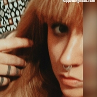 Boozetard Leah Çıplak