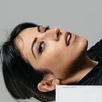Brenda Lee Grech Çıplak