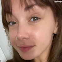 Brina Baby Çıplak