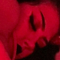 bring_me_kat Çıplak