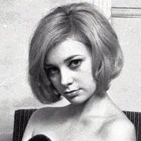 Britt Hampshire Çıplak