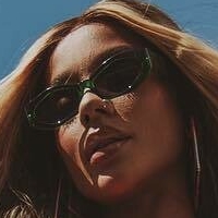 Brunna Gonçalves Çıplak
