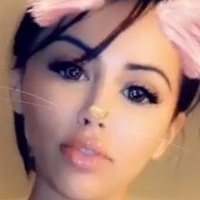 Bunny Barreras Çıplak