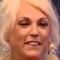 Busty Heart Çıplak