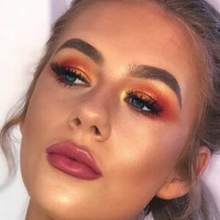 Caitlin Dixon Çıplak