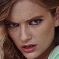 Camille Razat Çıplak