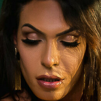 Camyli Victoria Çıplak