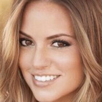 Cara Provenzano Çıplak