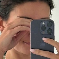 Carla Bezanson Çıplak