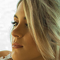 Carla Kiister Çıplak