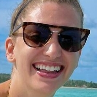 Carol Moreira Çıplak