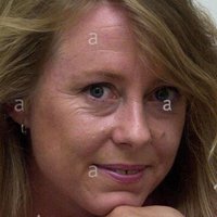 Cathryn Harrison Çıplak