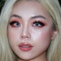 Cathy Zhao Çıplak